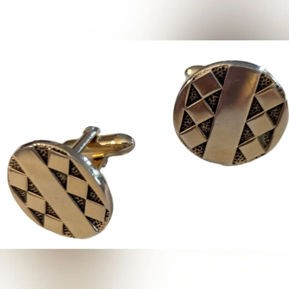 Collection of Vintage‎ Cufflinks Tie Clips and Dress Set for Men
